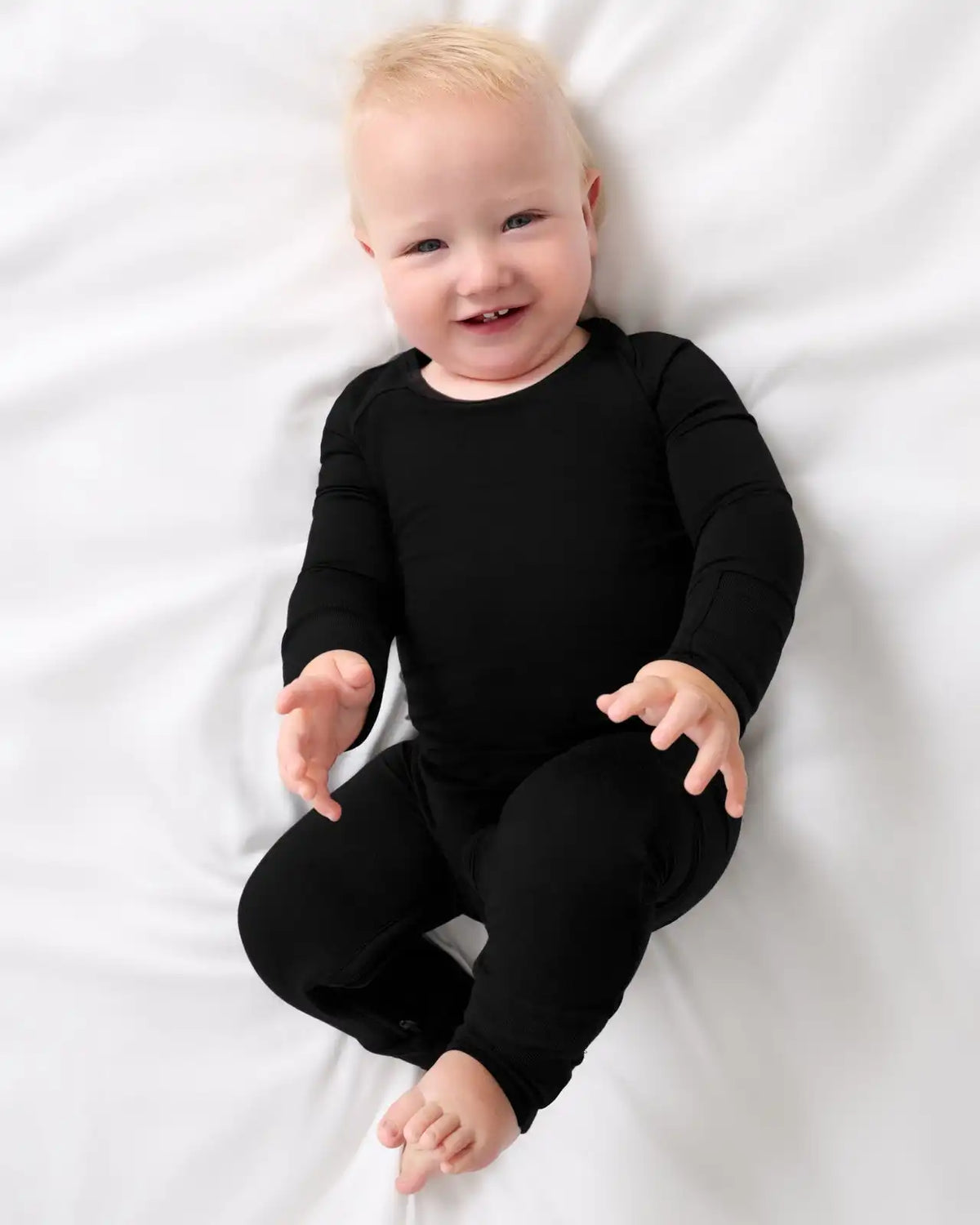 Black Crescent Zippy